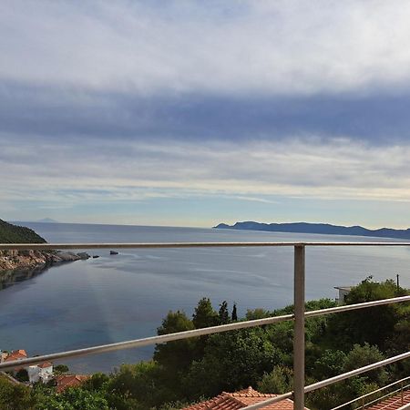 Sea View Studios Skopelos Town Bagian luar foto