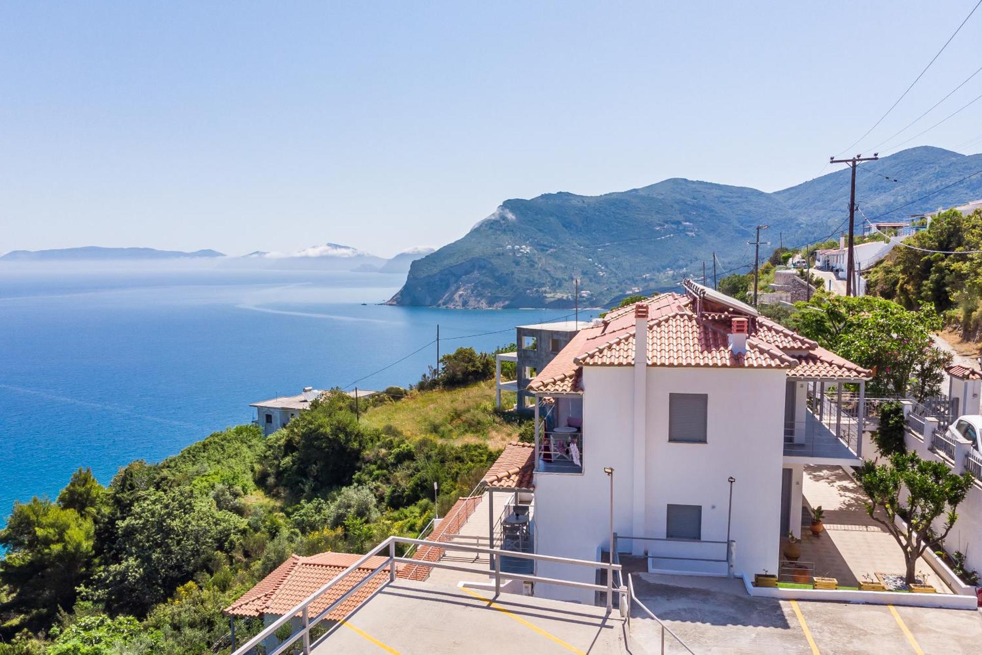 Sea View Studios Skopelos Town Bagian luar foto
