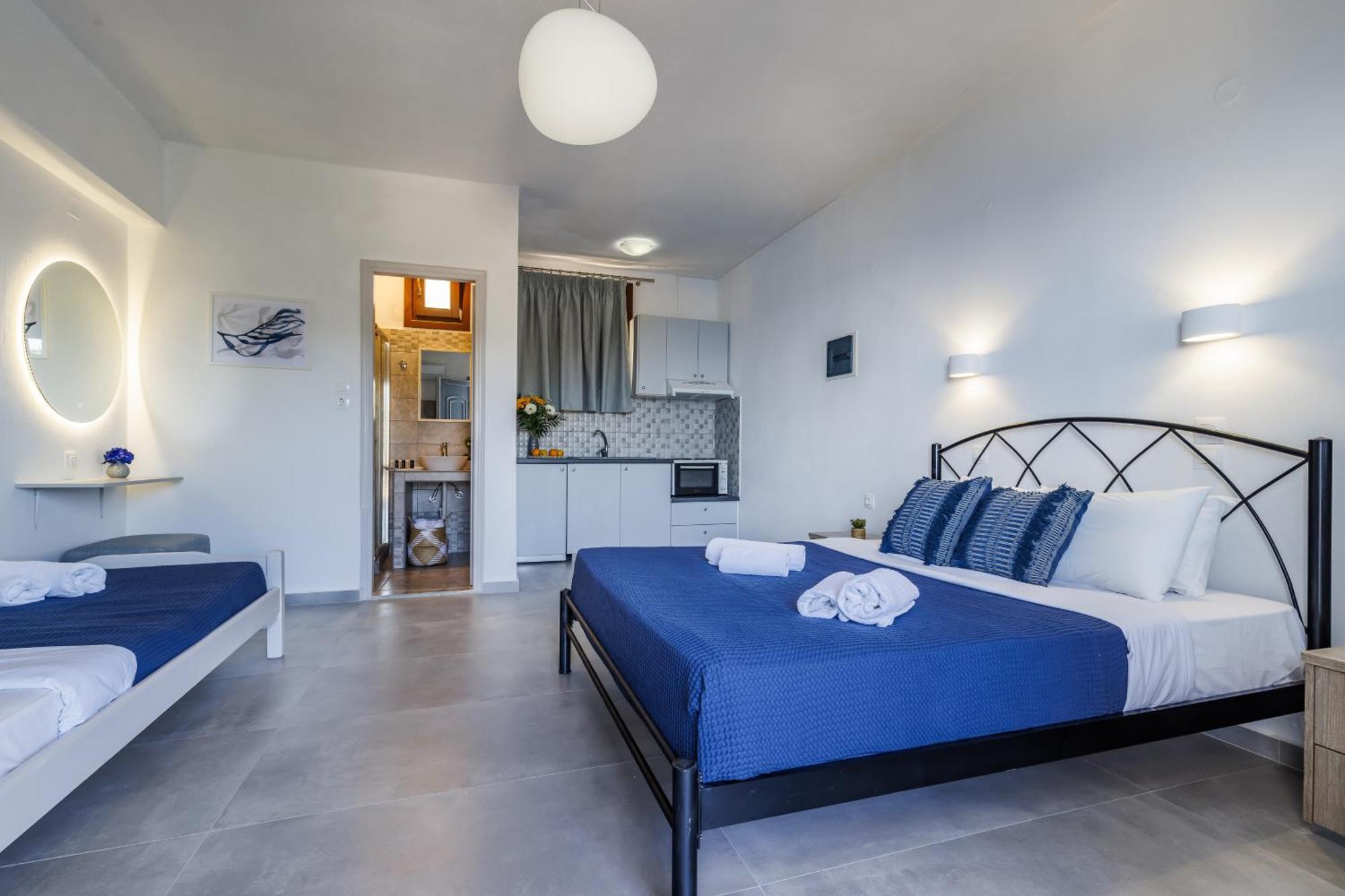 Sea View Studios Skopelos Town Bagian luar foto