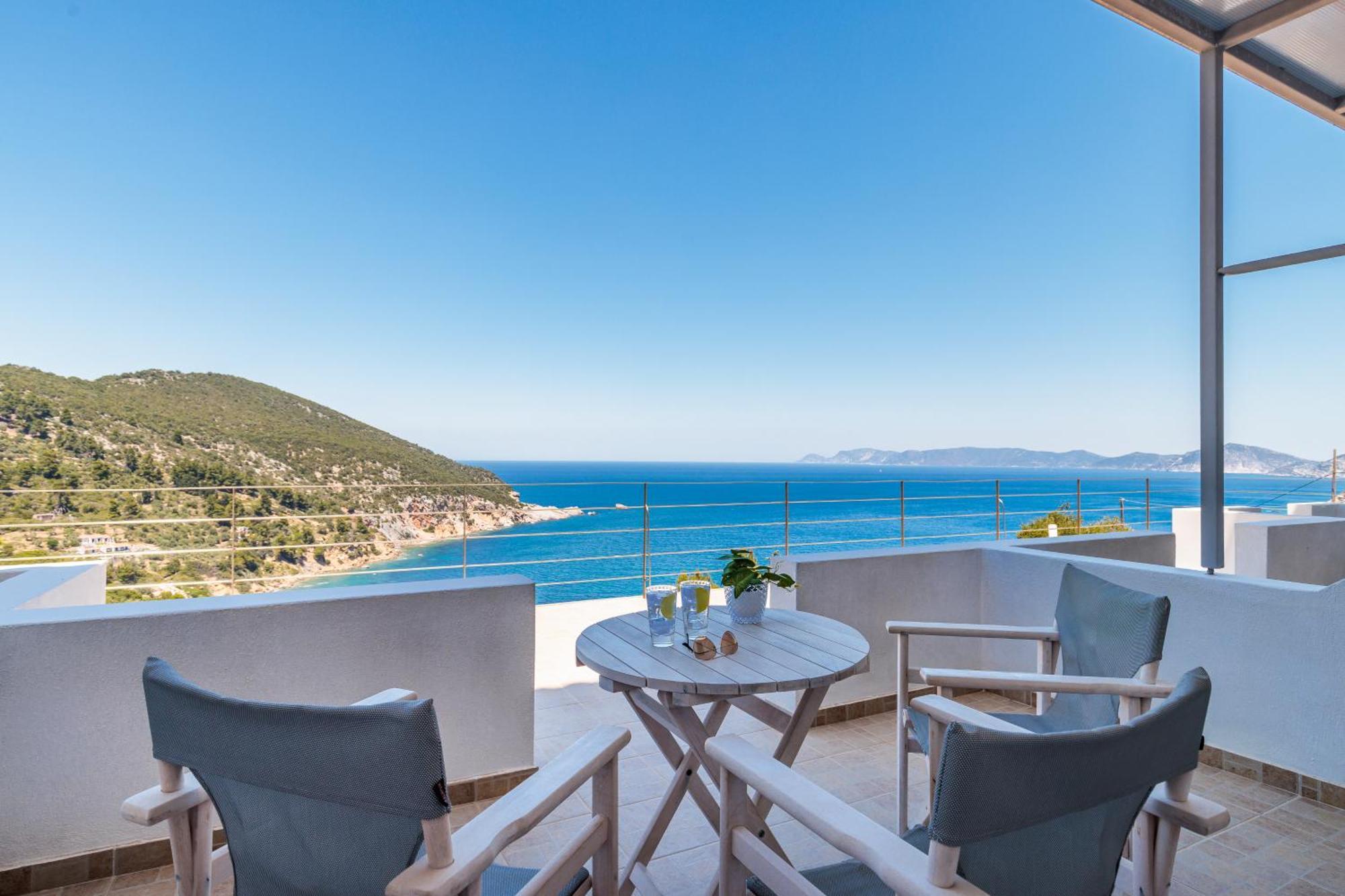 Sea View Studios Skopelos Town Bagian luar foto