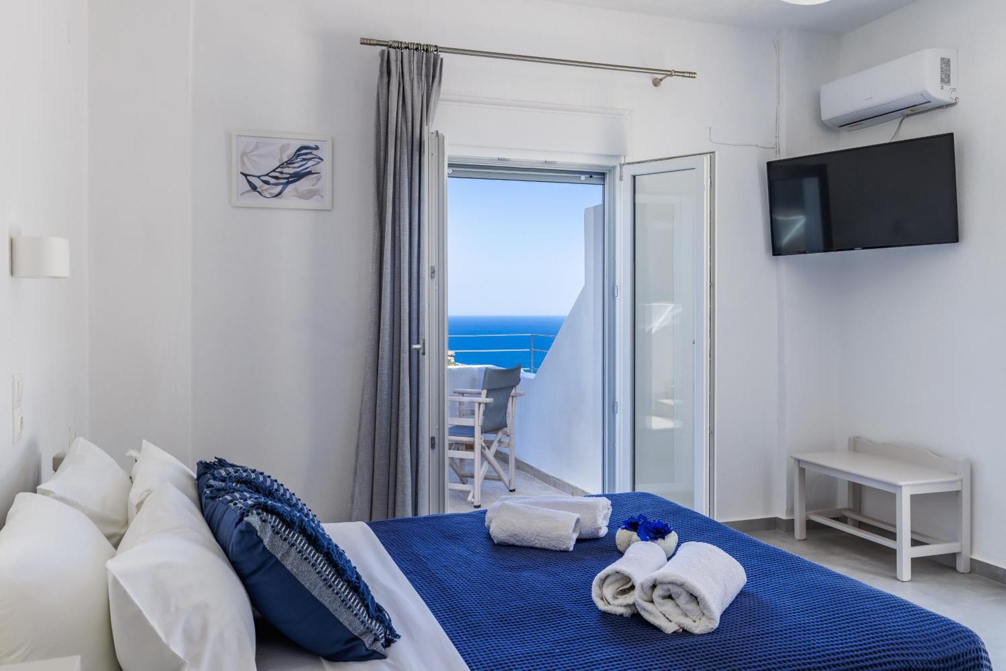 Sea View Studios Skopelos Town Bagian luar foto
