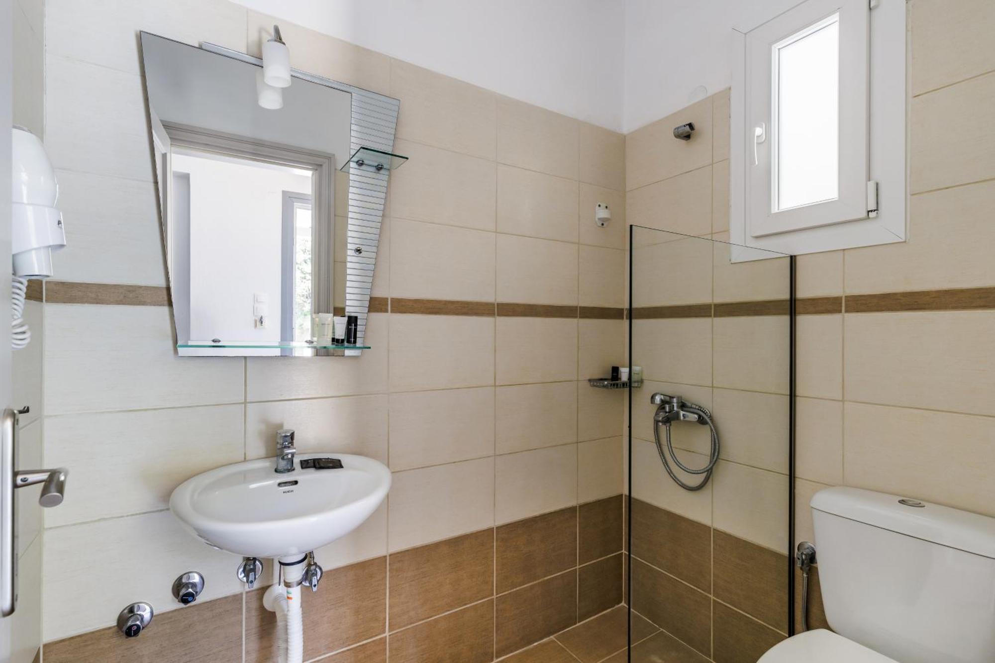 Sea View Studios Skopelos Town Bagian luar foto